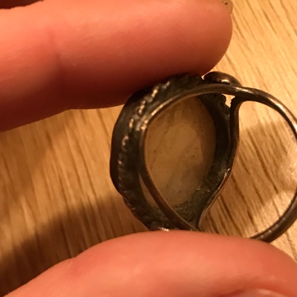 Vintage Mother Of Pearl Oval 1960’s Pearlescent Ring - Picture 10 of 15